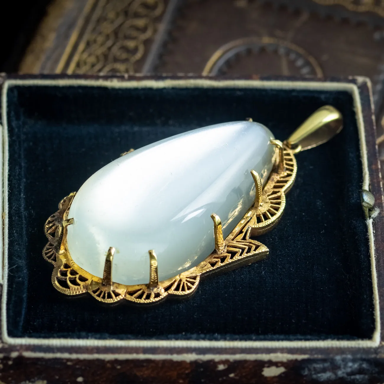 Antique Victorian Moonstone Pendant 18ct Gold Large 66ct Moonstone