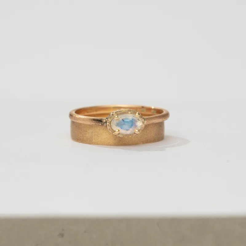 Ceres Ring, Rainbow Moonstone, 9kt Yellow Gold