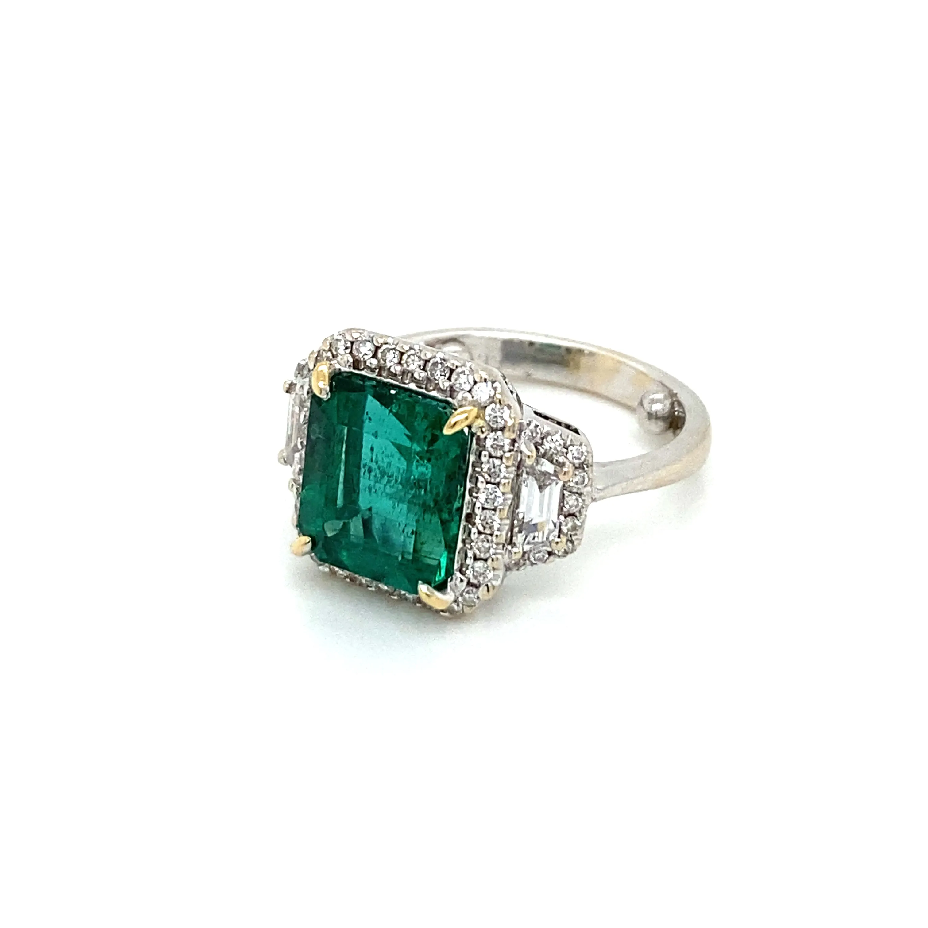 Estate Certified 3,33 Carat Natural Emerald Diamonds Gold Ring