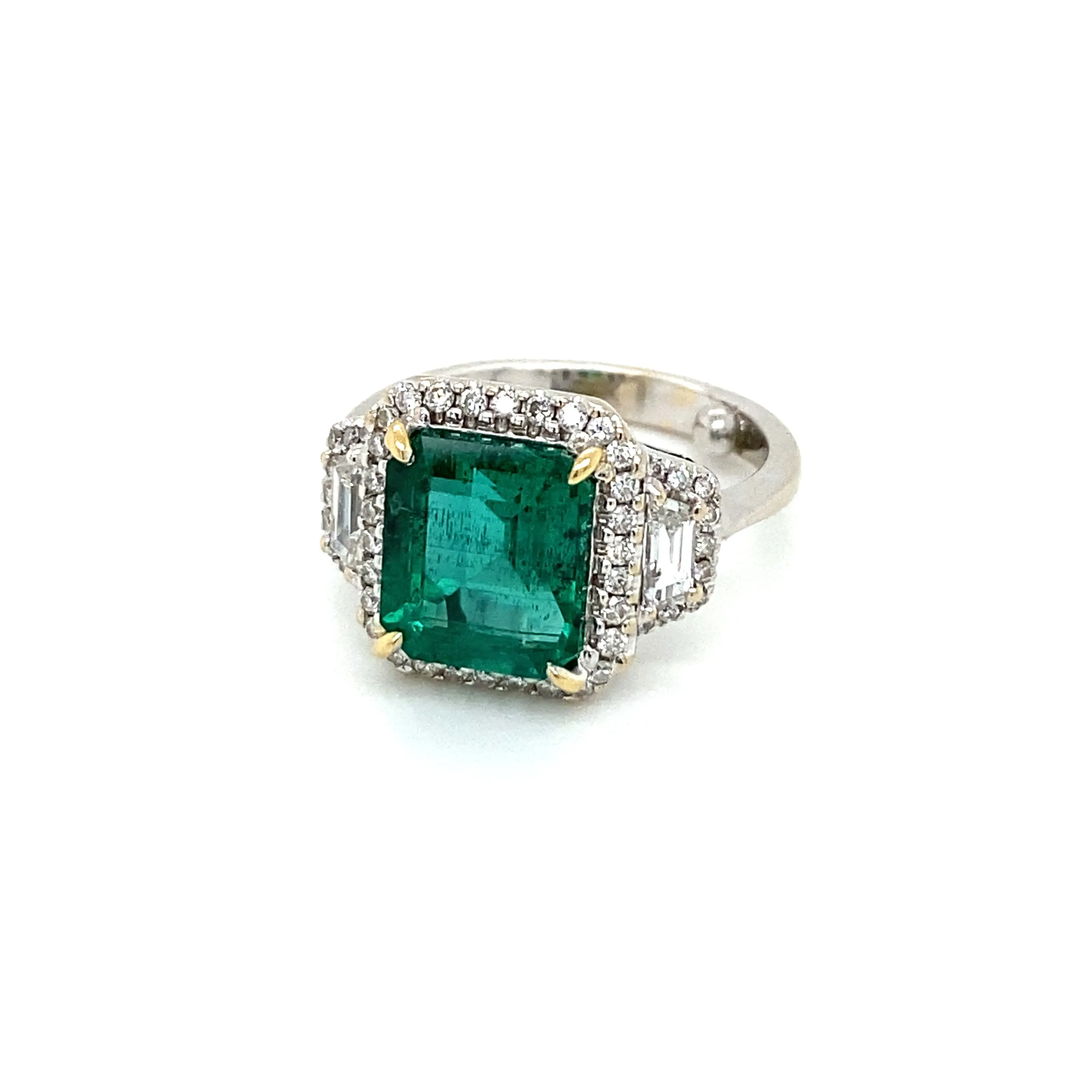 Estate Certified 3,33 Carat Natural Emerald Diamonds Gold Ring