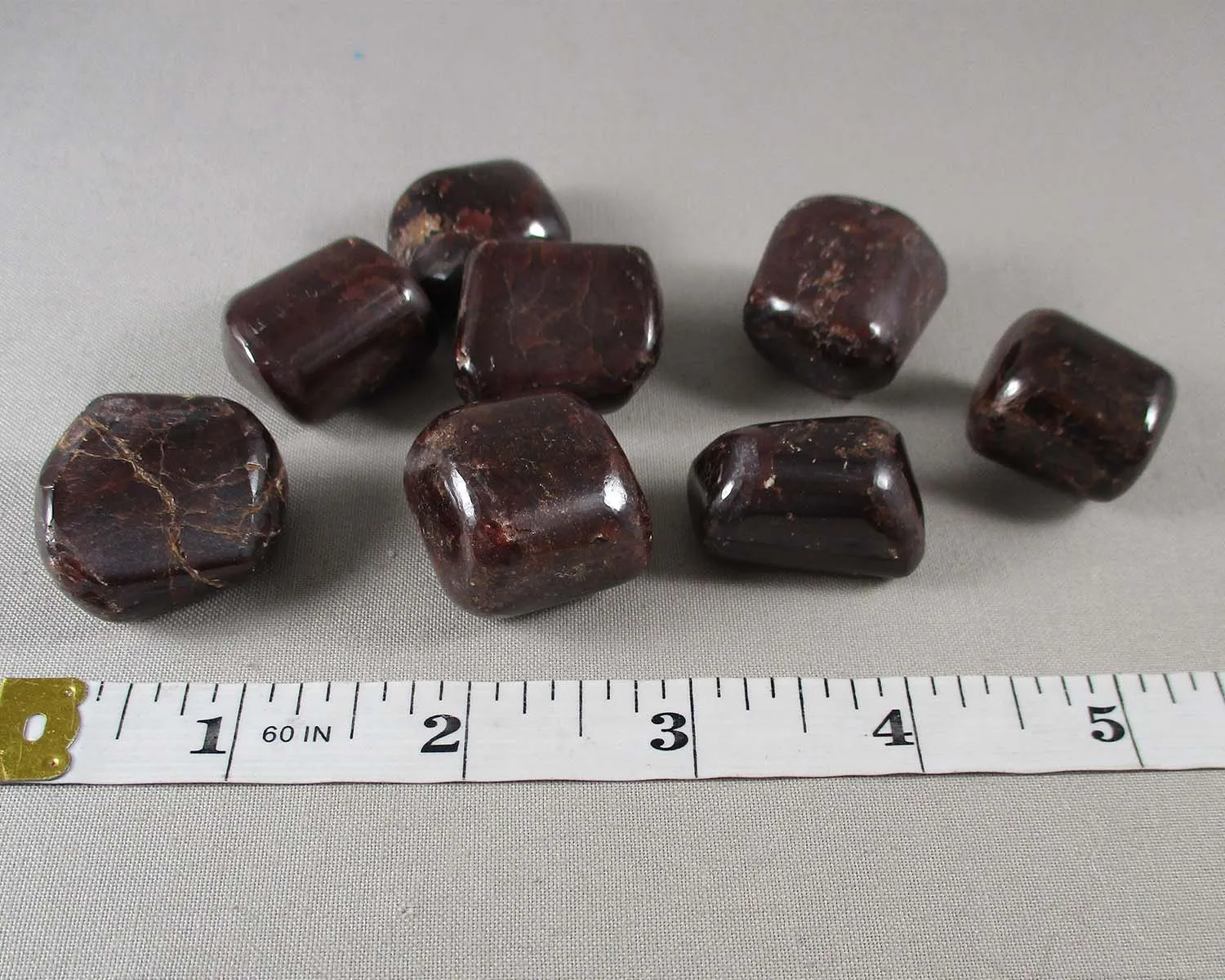 Garnet Polished Stone (Premium) 1pc J084**