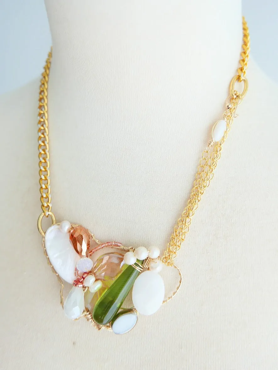 Grass and Peaches Multiway Necklace