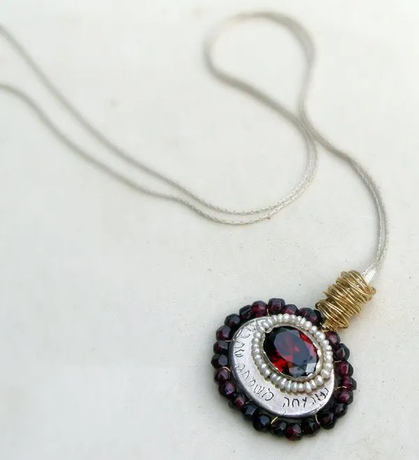 Happiness spiritual Necklace with Garnet