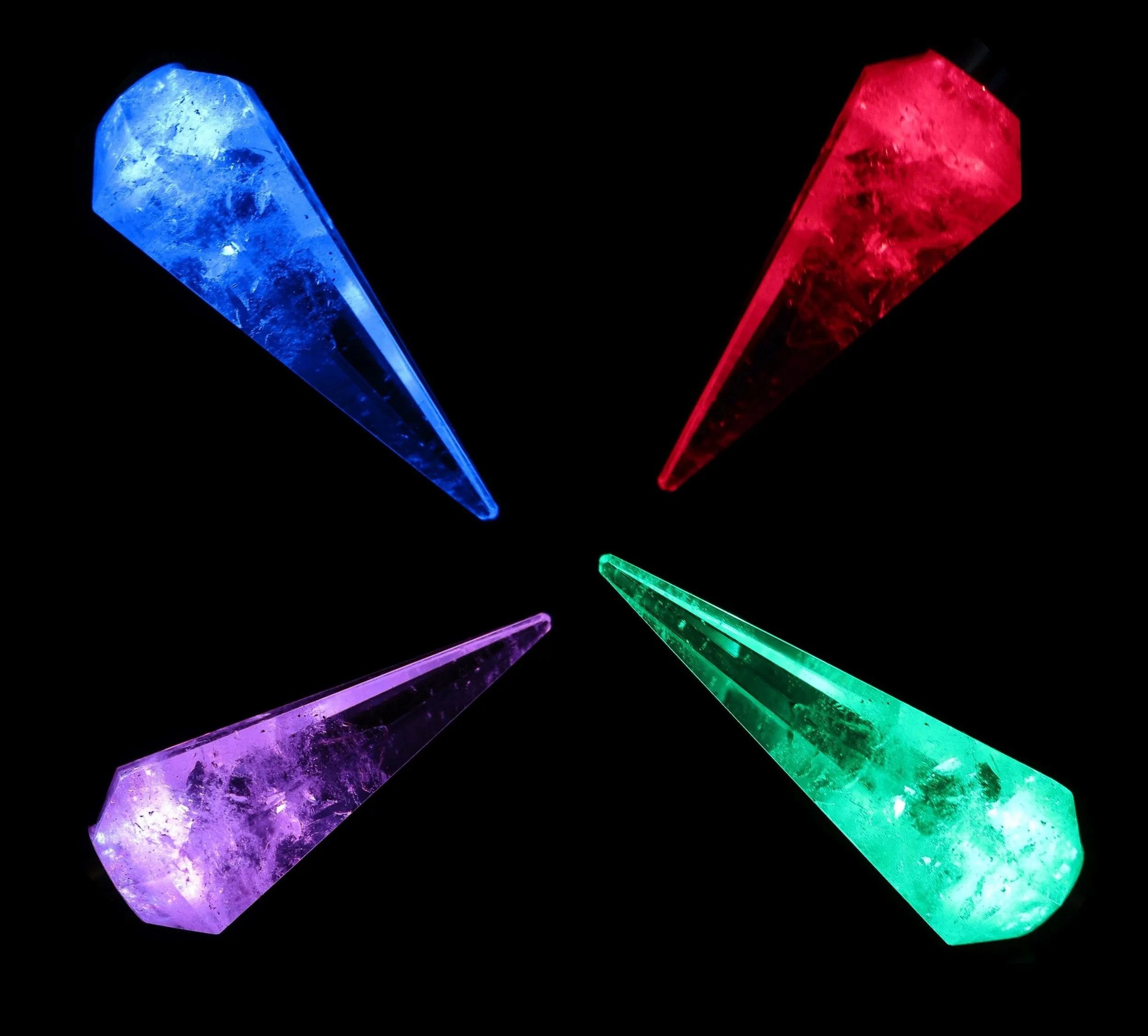 Quartz Crystal Color Change Light Up Pendulum Pendant Necklace