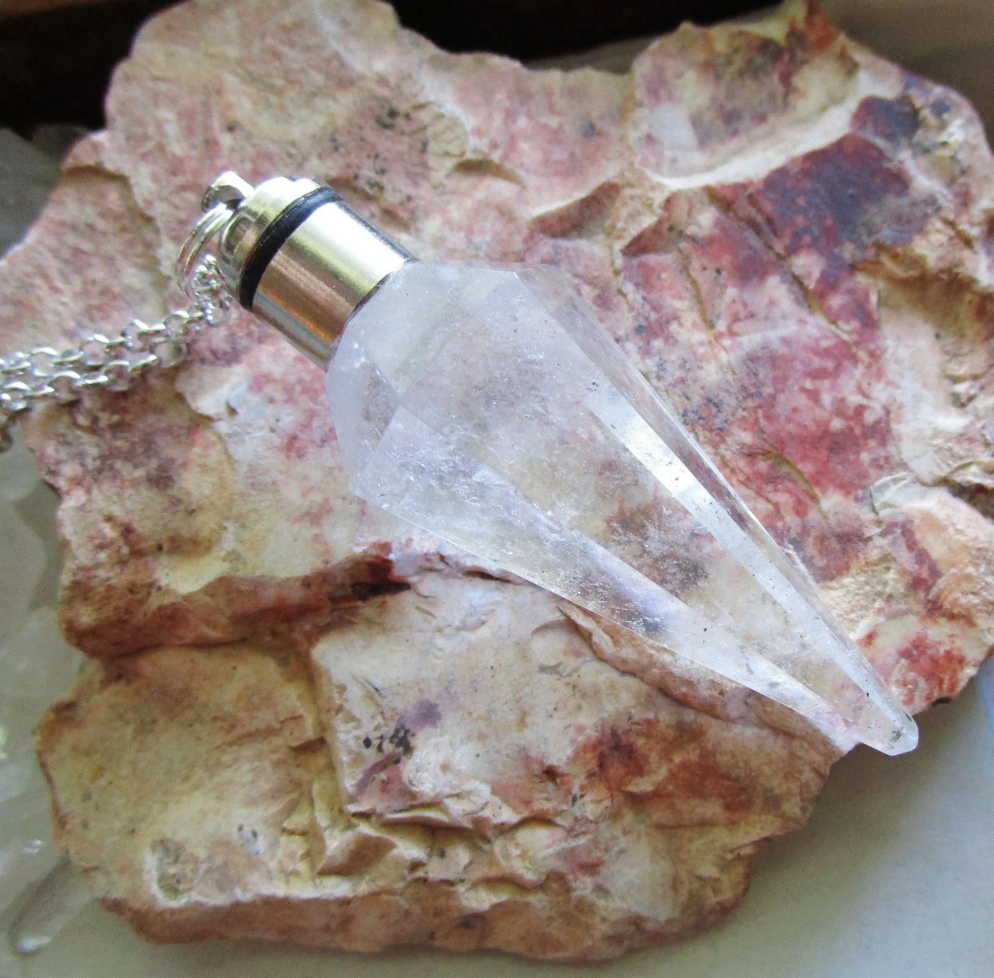 Quartz Crystal Color Change Light Up Pendulum Pendant Necklace