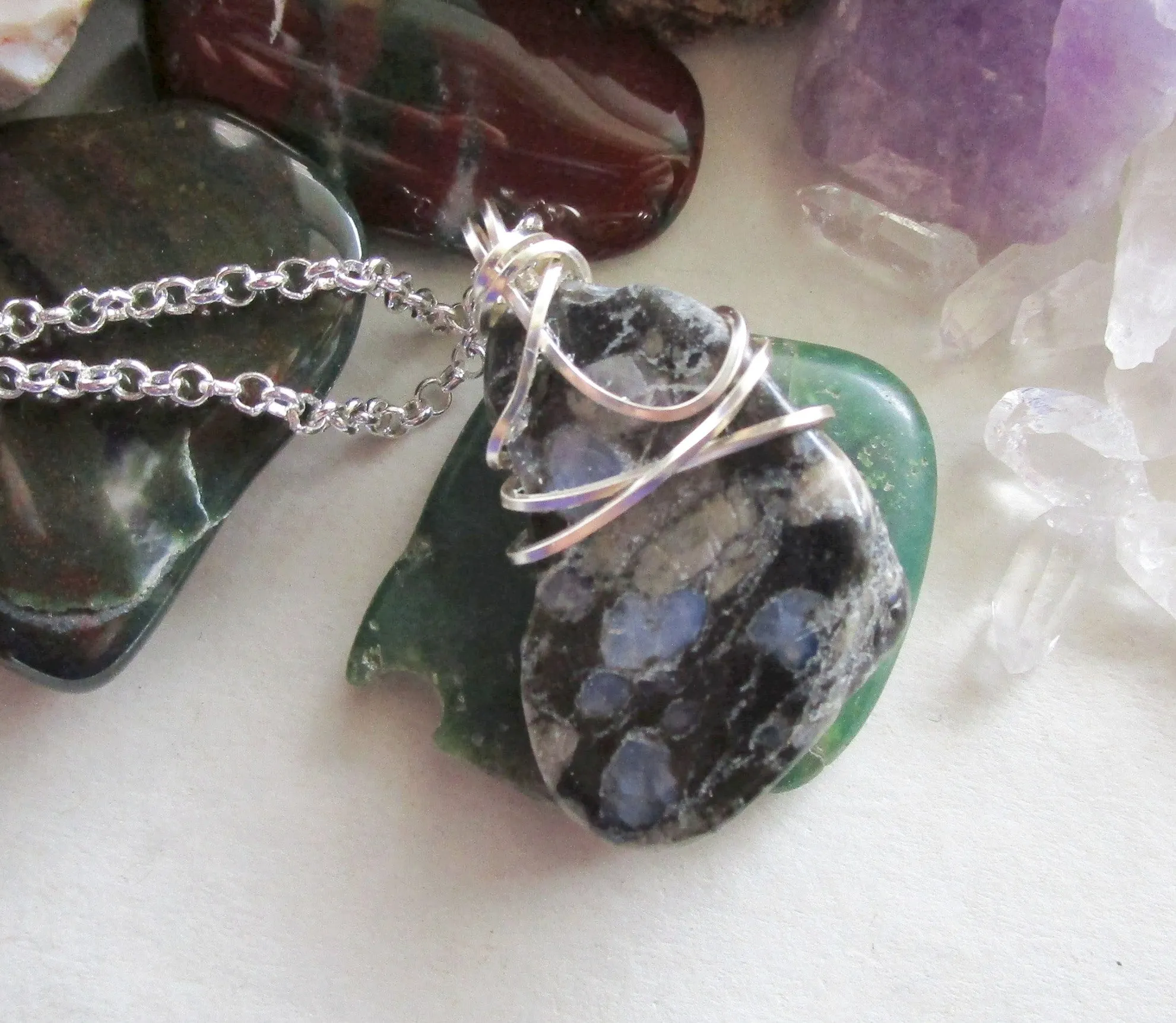 Que Sera Natural Llanite Stone Crystal Wire Wrapped Pendant Necklace