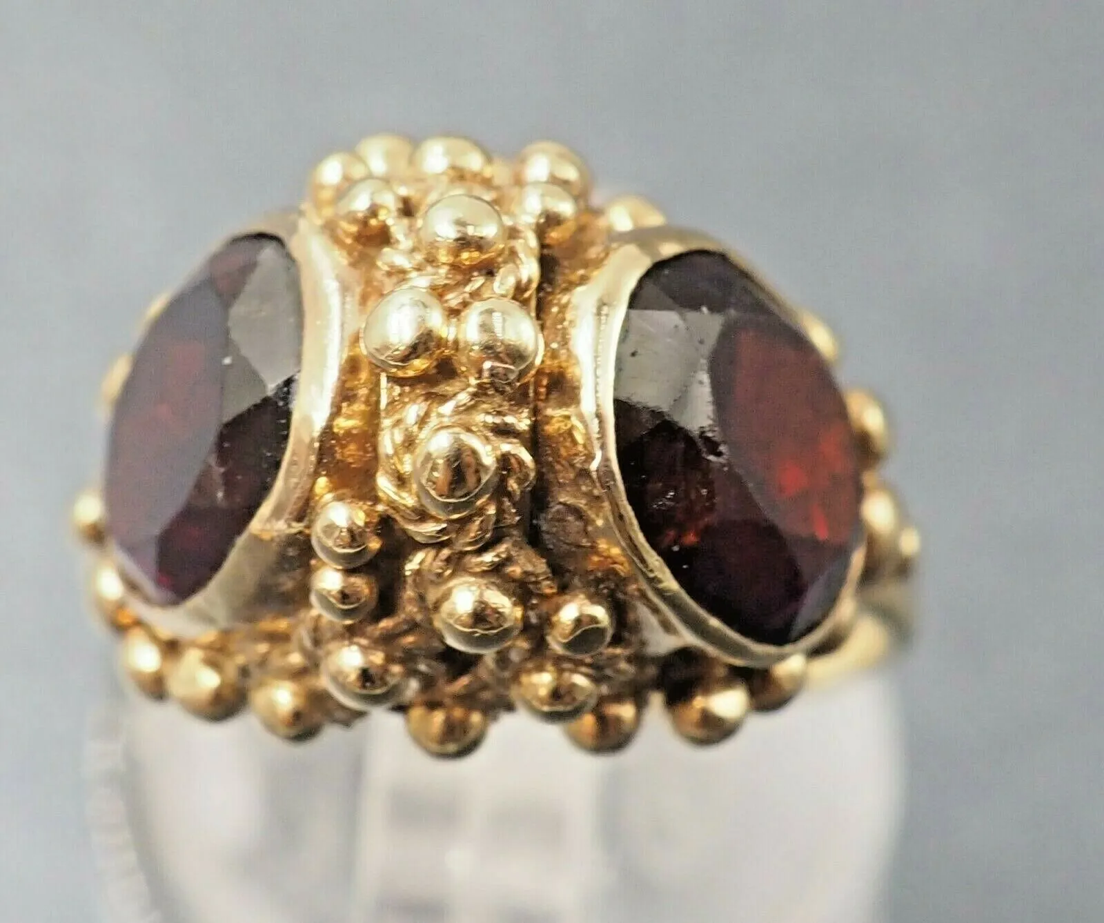 Vintage Garnet 18ct Yellow Gold Ring